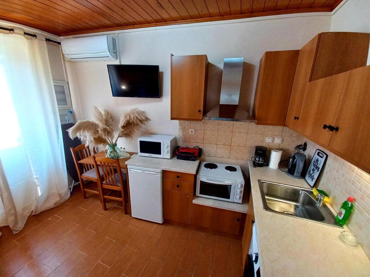 Ml Saroko Apartment 2 Corfu  Buitenkant foto